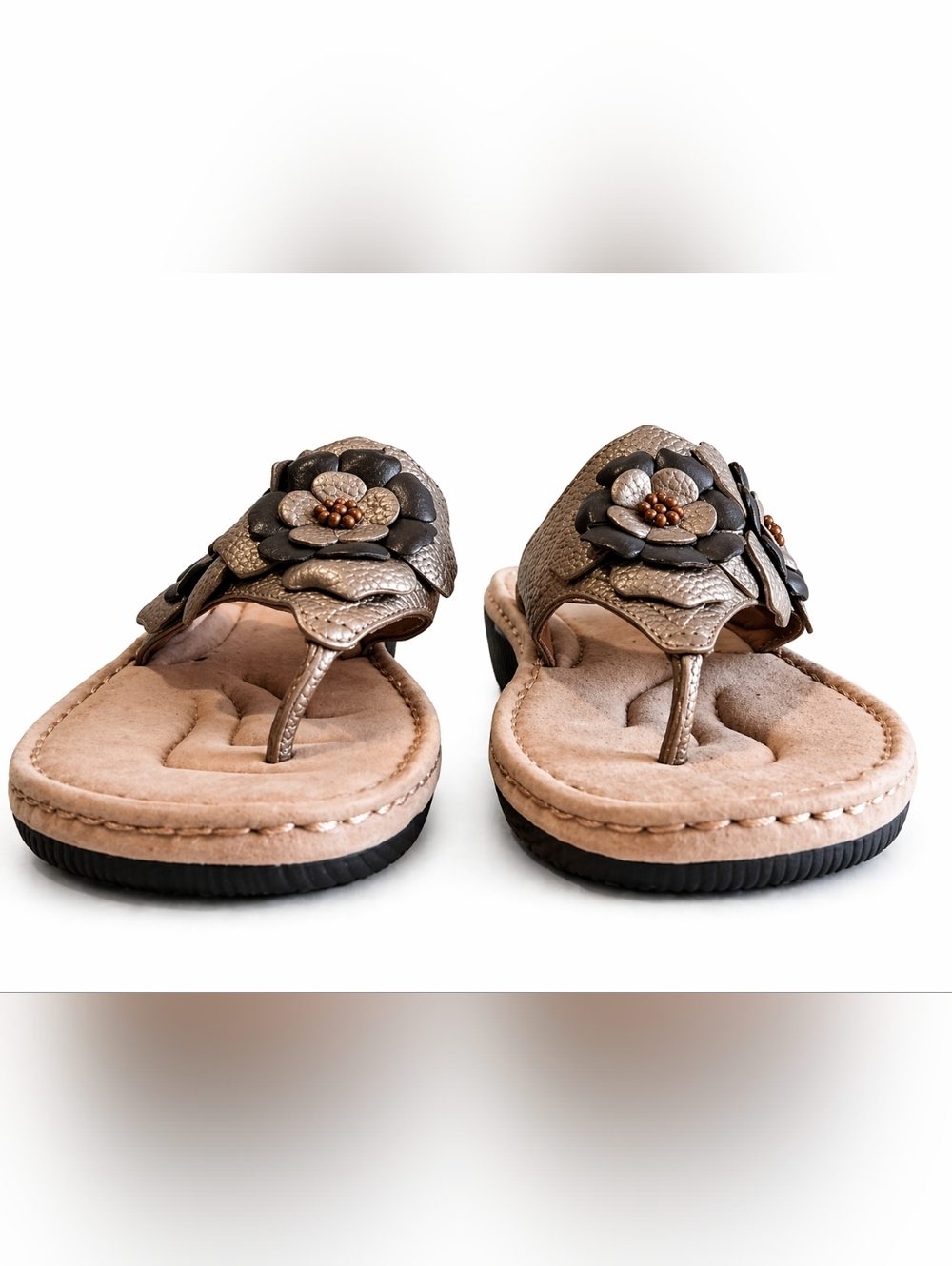 Clarks Artisan Floral Leather Wedge l Sandals Sz.8.5 Taupe Comfort Boho Casual - Picture 9 of 16